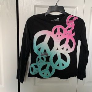 black long sleeve with pink and blue peace signs